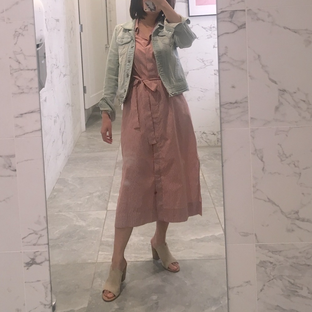 Tie-waist shirt dress in red stripe